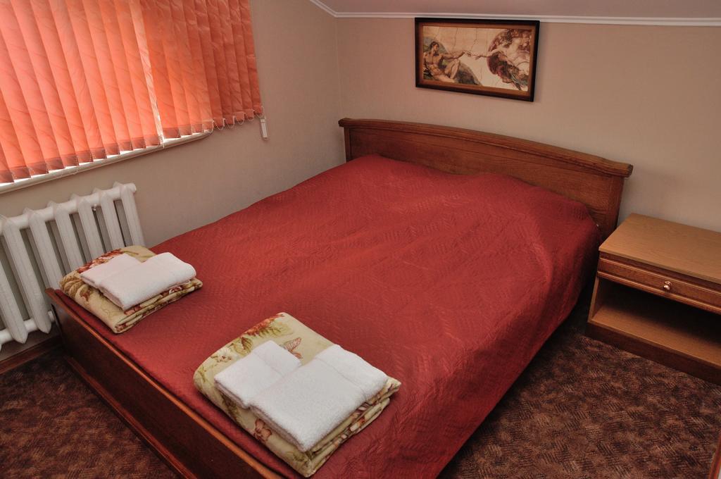 Zolota Pidkova Bed & Breakfast Kovel' Exterior photo