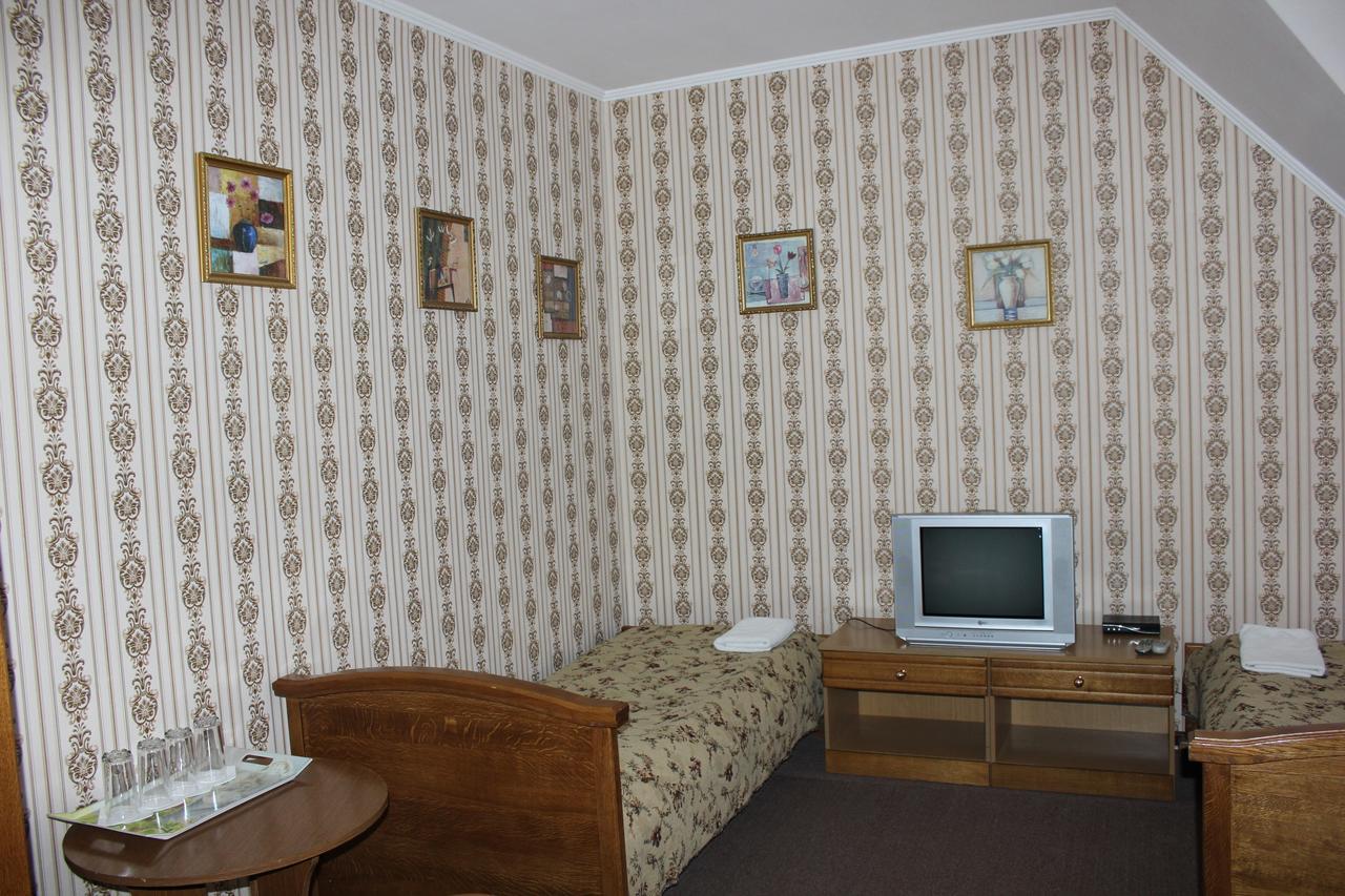 Zolota Pidkova Bed & Breakfast Kovel' Exterior photo