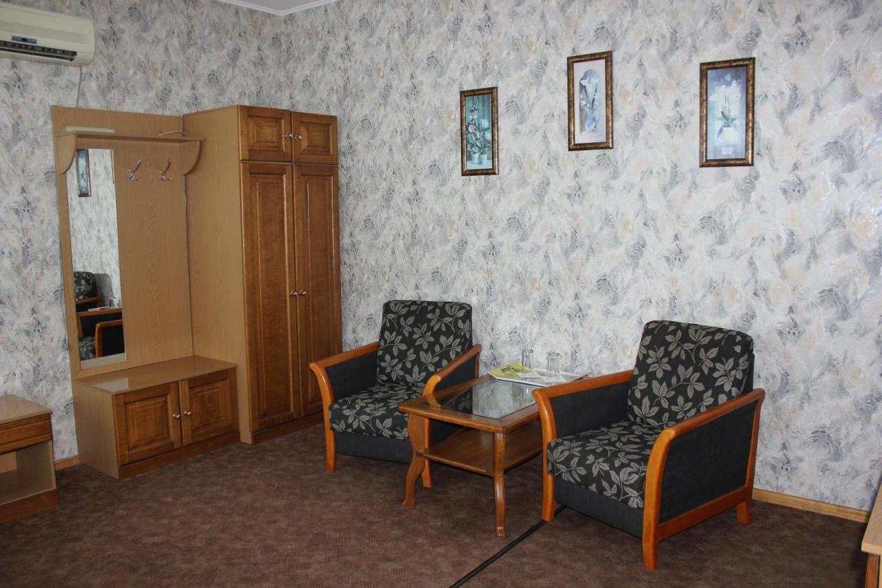 Zolota Pidkova Bed & Breakfast Kovel' Exterior photo