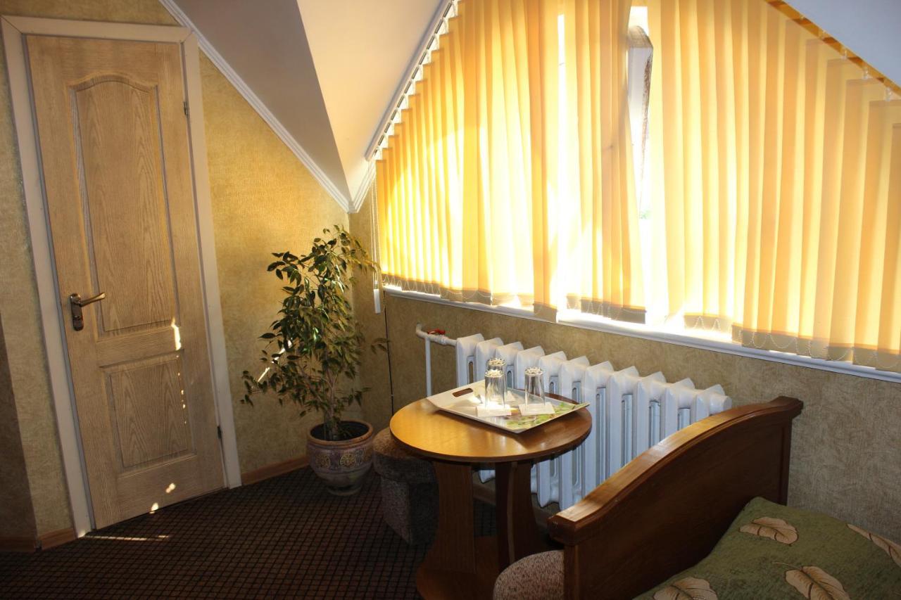 Zolota Pidkova Bed & Breakfast Kovel' Exterior photo