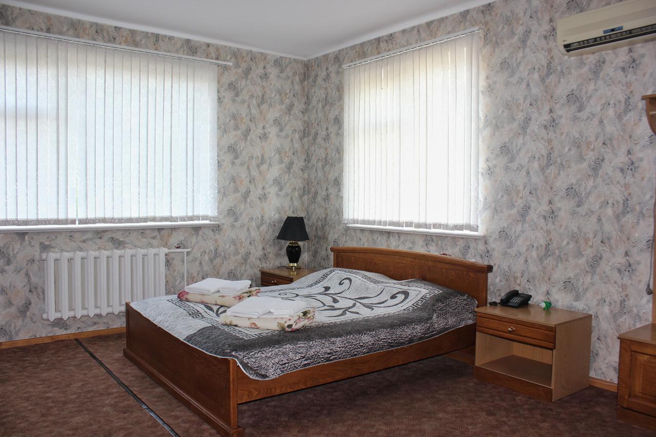 Zolota Pidkova Bed & Breakfast Kovel' Exterior photo