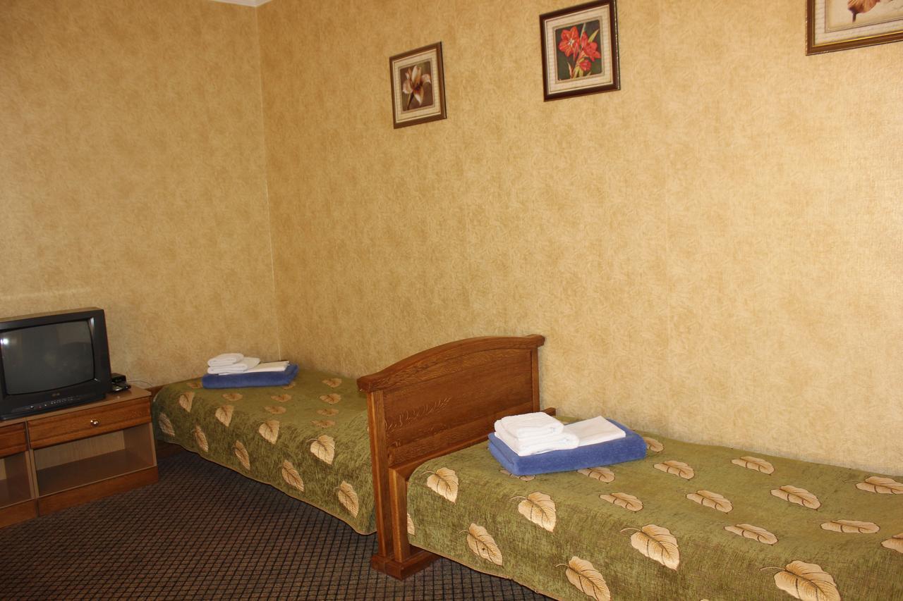 Zolota Pidkova Bed & Breakfast Kovel' Exterior photo