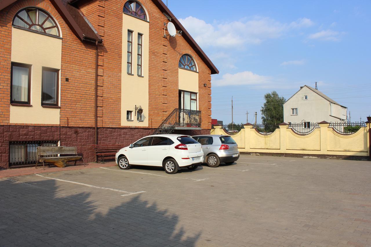 Zolota Pidkova Bed & Breakfast Kovel' Exterior photo